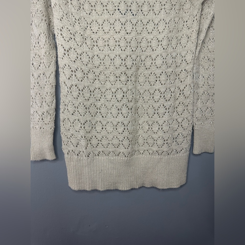 American Eagle outfitters Elegant Cream Women's Sweater - Picture 2 of 14